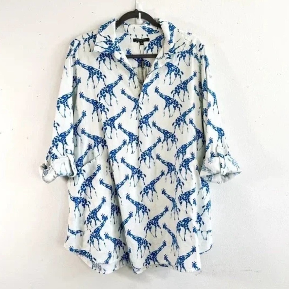 For Cynthia White Tunic with Blue Giraffe Print